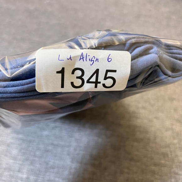 Lululemon Align Wide Leg 23" Crop Pants - Women's Size 6 - Blue - Picture 11 of 11